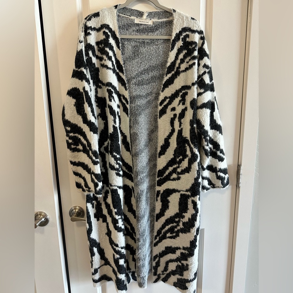 Women's Cardigan/Sweater